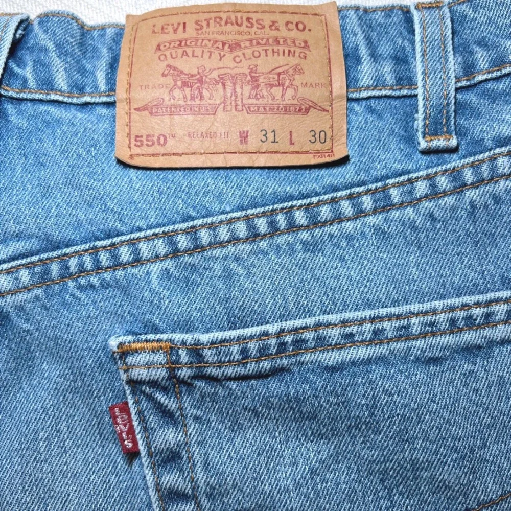 Vintage 90s Levis 550 Relaxed Fit Jeans Mens 31x30 Made in USA